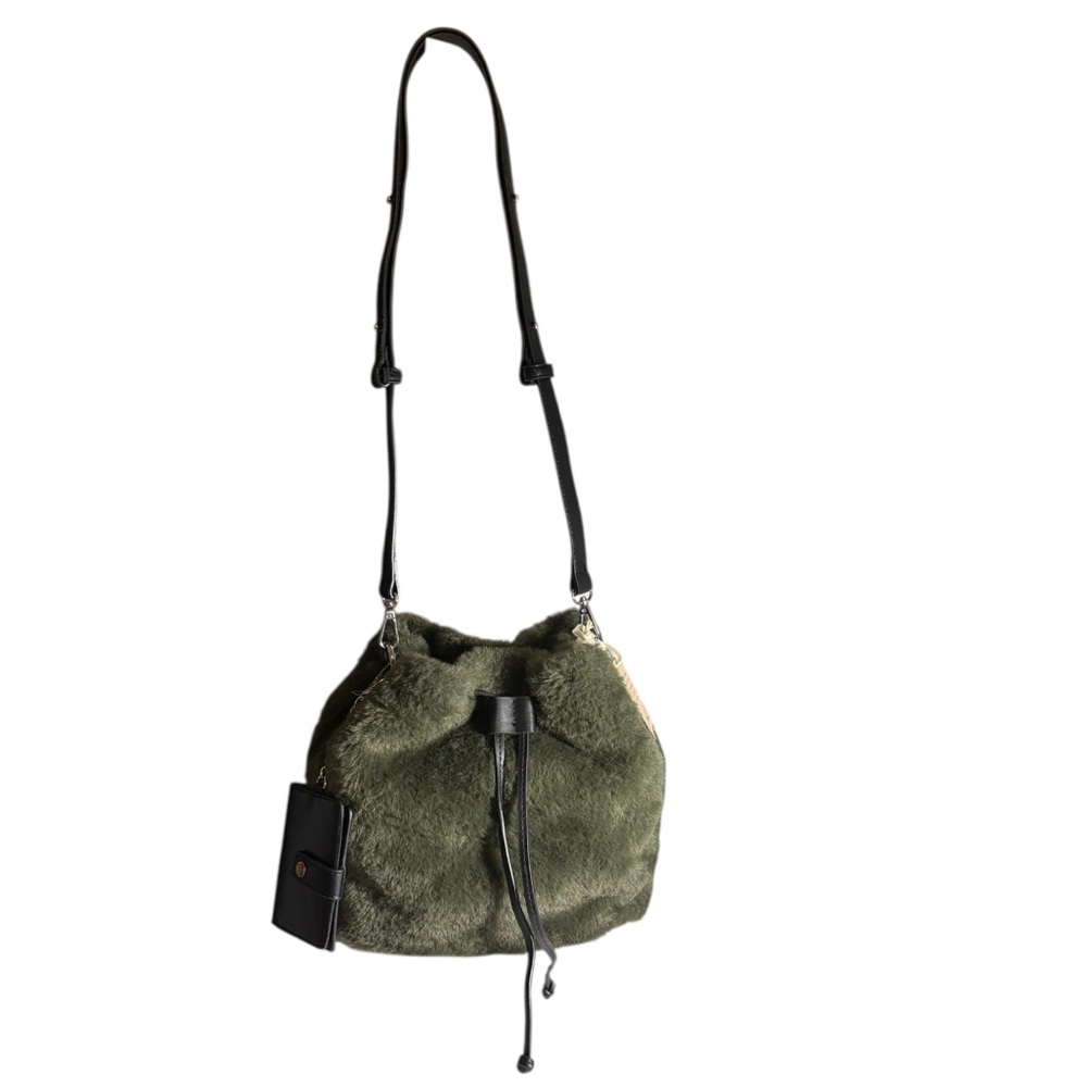 House of Harlow 1960 Faux Fur Bucket Bag Forest Green Adjustable Strap Card Case